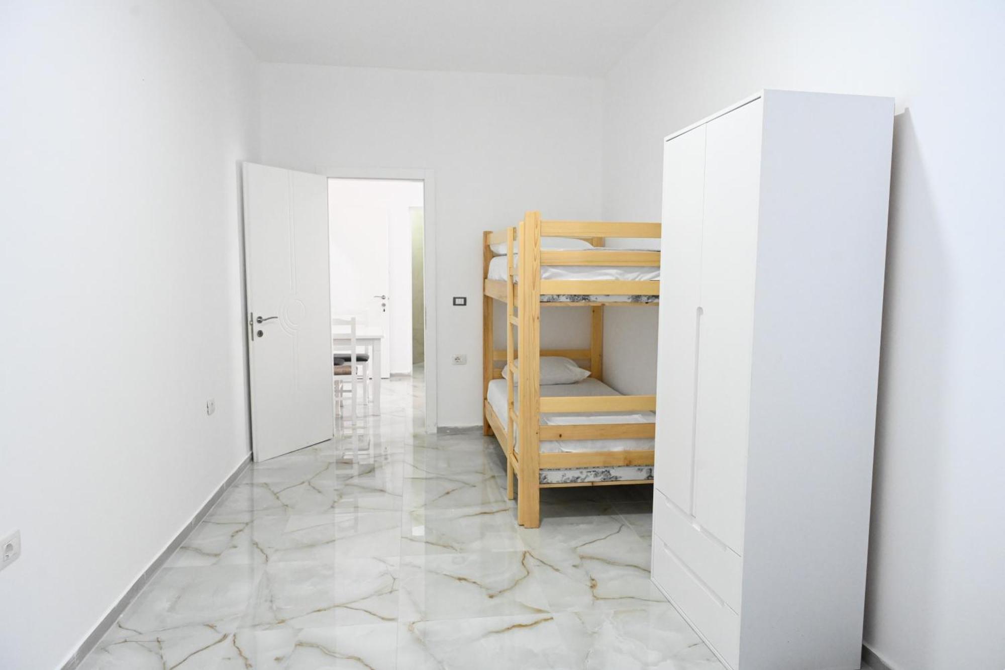 Apartment Tafi & Art Space