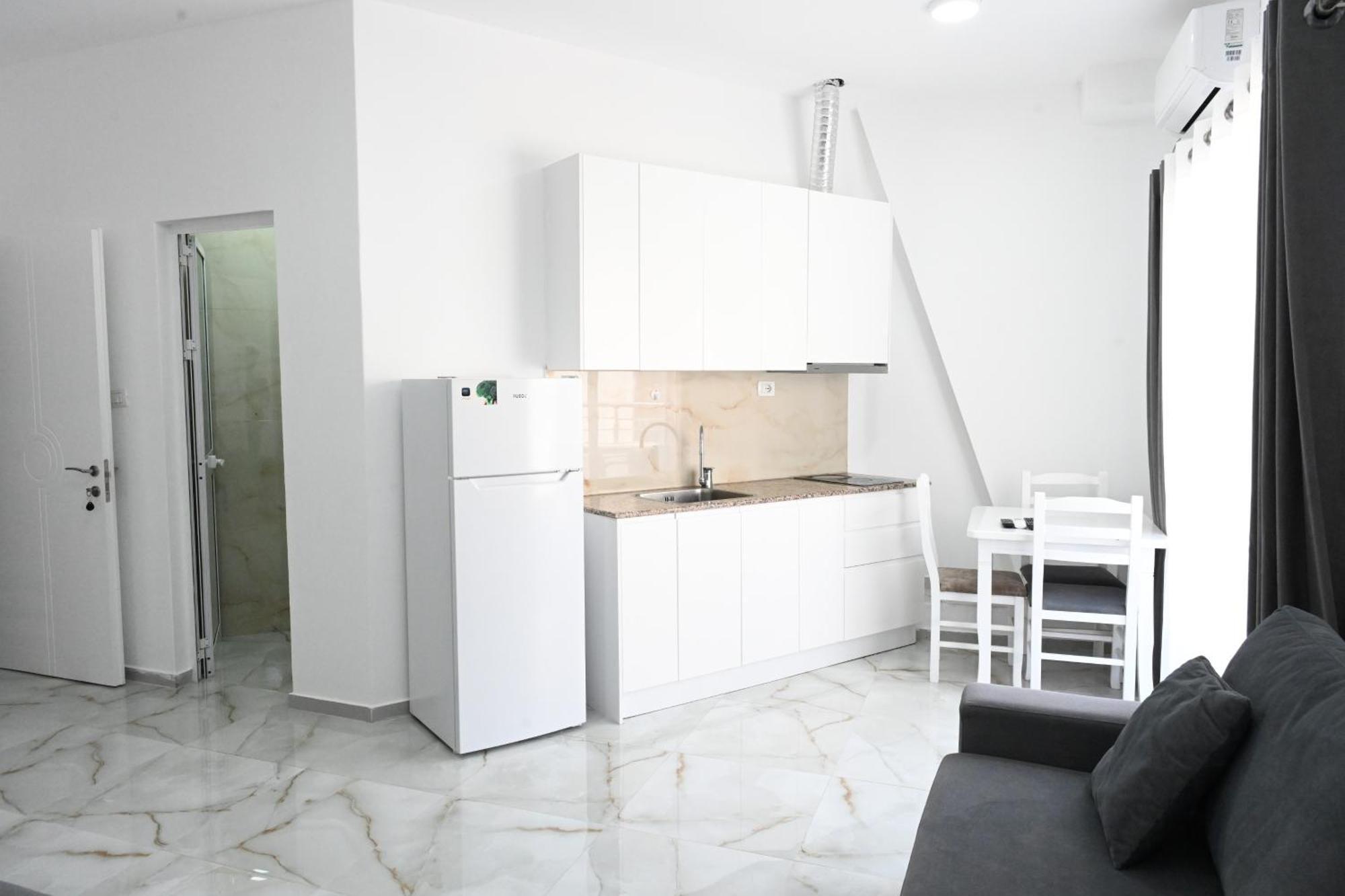 Tafi & Art Space Apartment Shëngjin